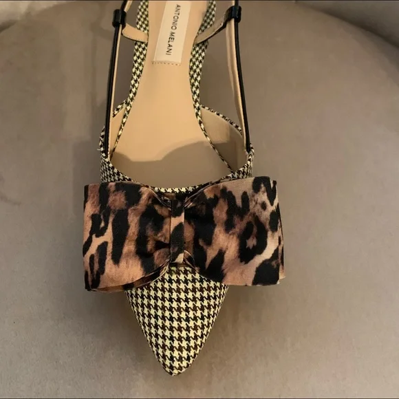 Antonio Melani style Galorie color hounds tooth, with a leopard bow. - Picture 3 of 13